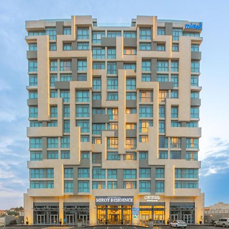 فندق ميروت-Mirot Hotel Эль-Хубар Экстерьер фото